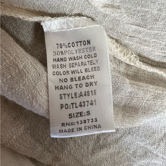 Umgee‎ blouse - Picture 3 of 5